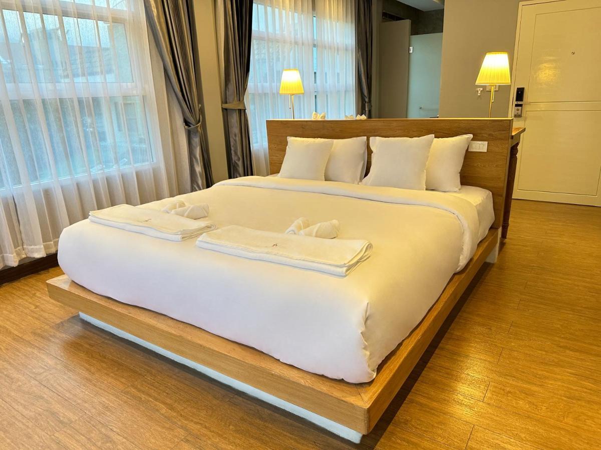 The White House Rachamankha เดอะ ไวท์เฮ้าส์ ราชมรรคา Hostel Чиангмай Екстериор снимка